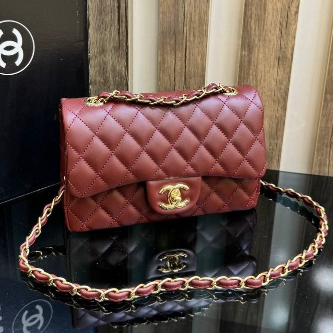 CHANEL classic flap black
