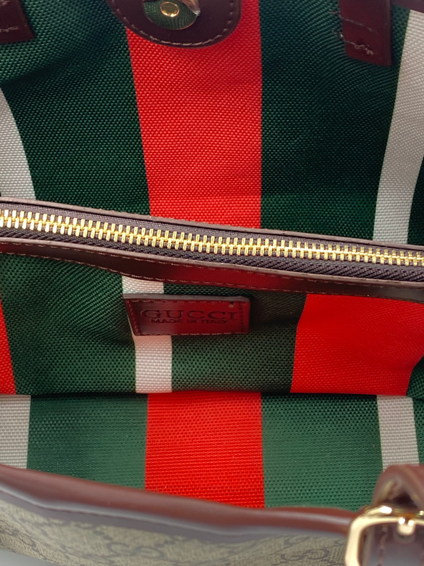 Gucci GG ENBLEM