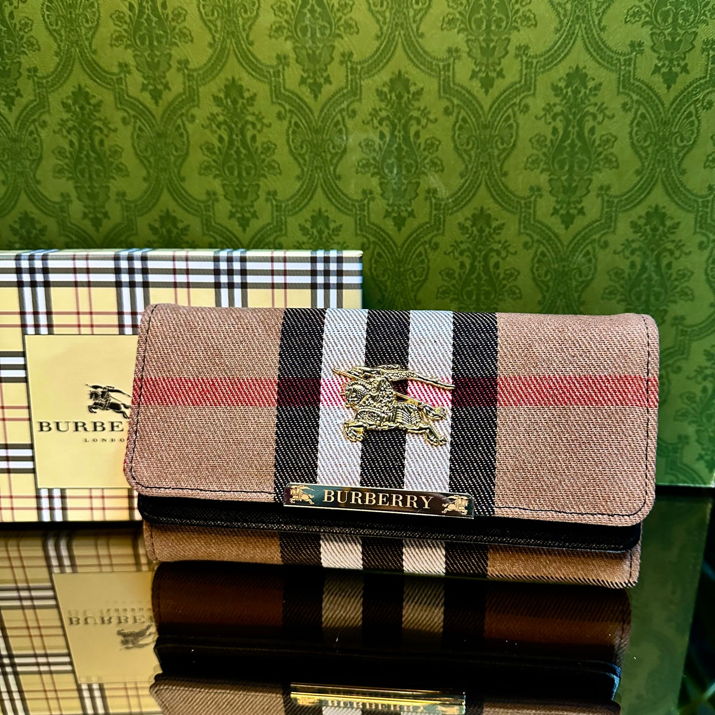 BURBERRY