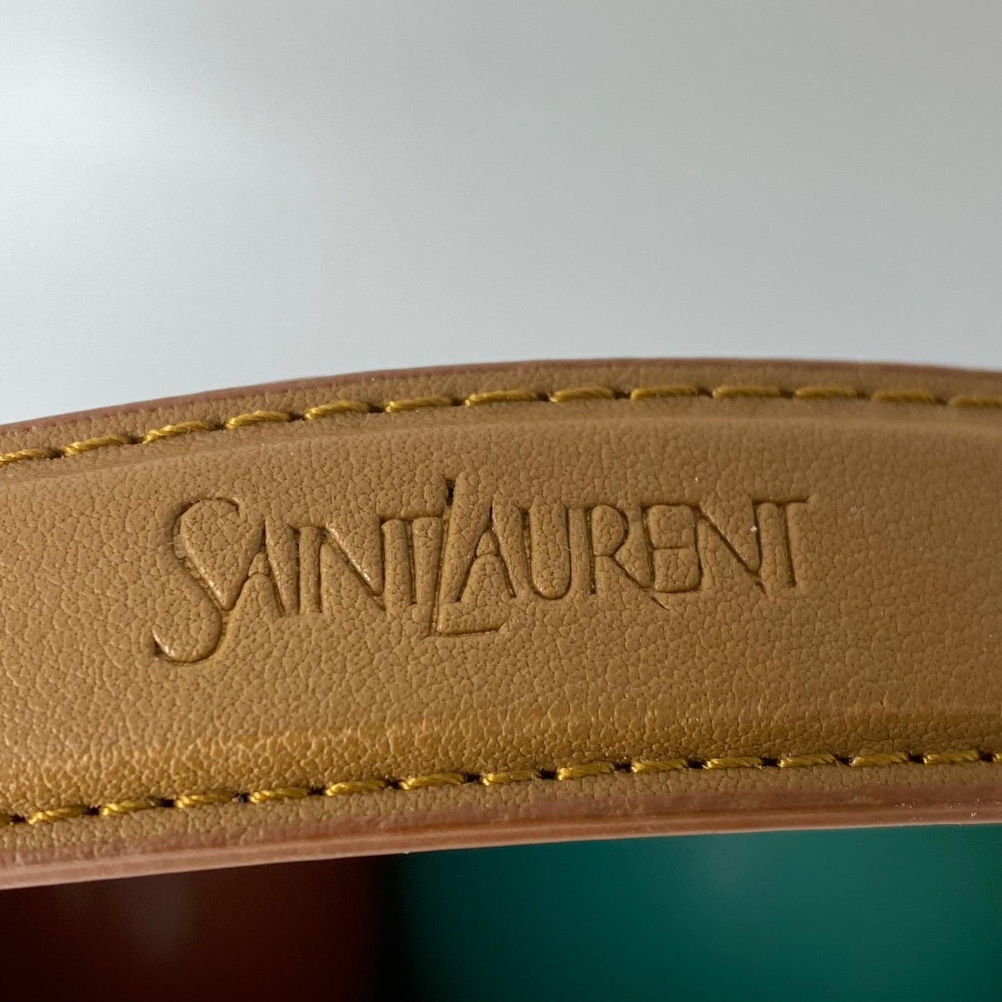 SAINT LAYRENT Y TOP-HANDLE BUCKET