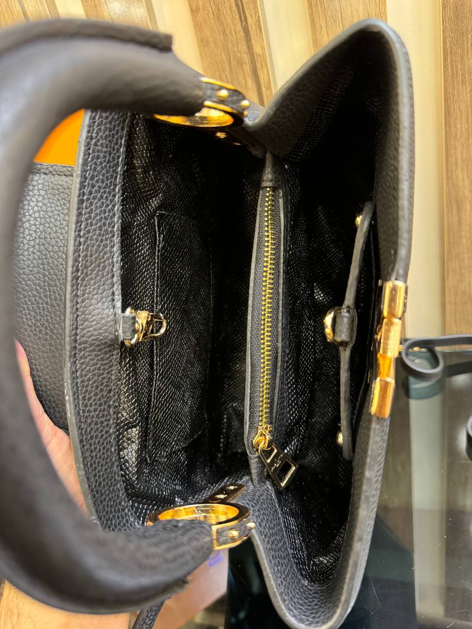 Louis Vuitton capucines