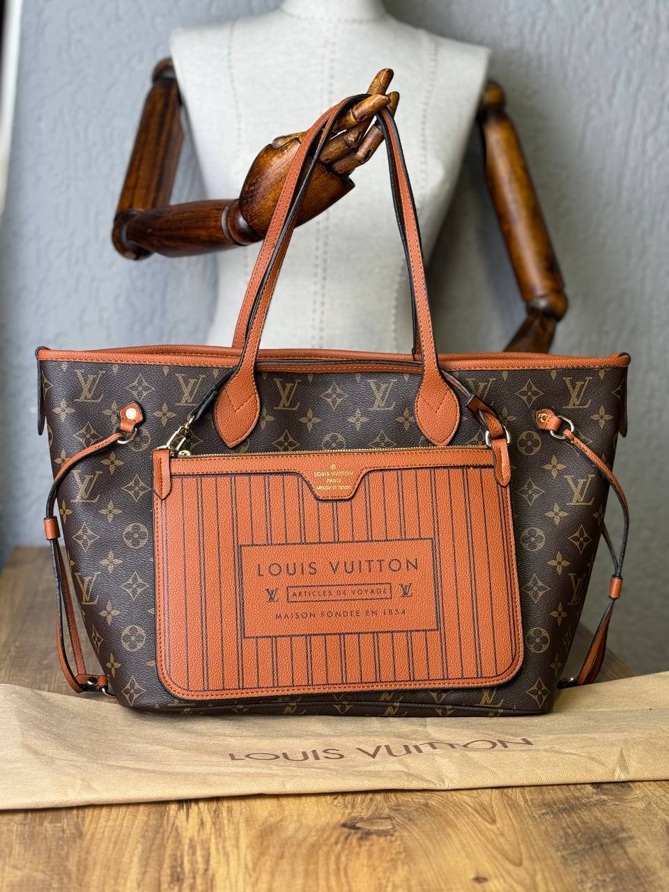 LOUIS VUITTON NEVERFULL INSIDE MM Τσάντα διπλής όψης