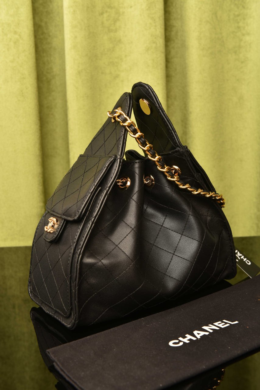 CHANEL 25 HANDBAG