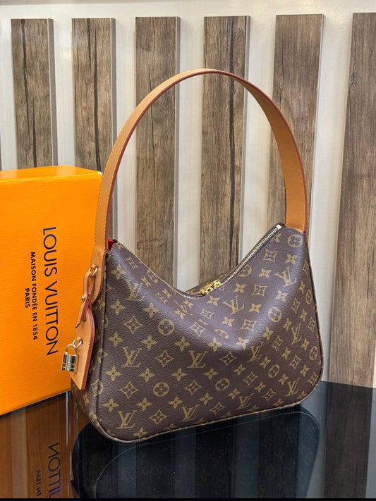 LV SLOUCH PM