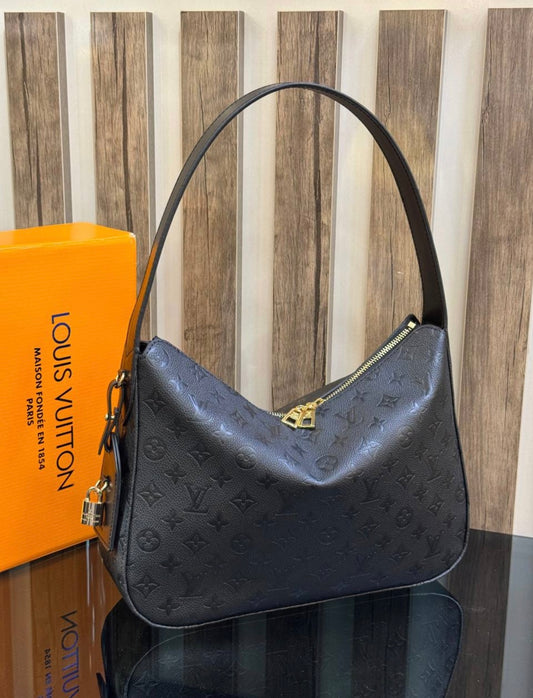 LV SLOUCH PM