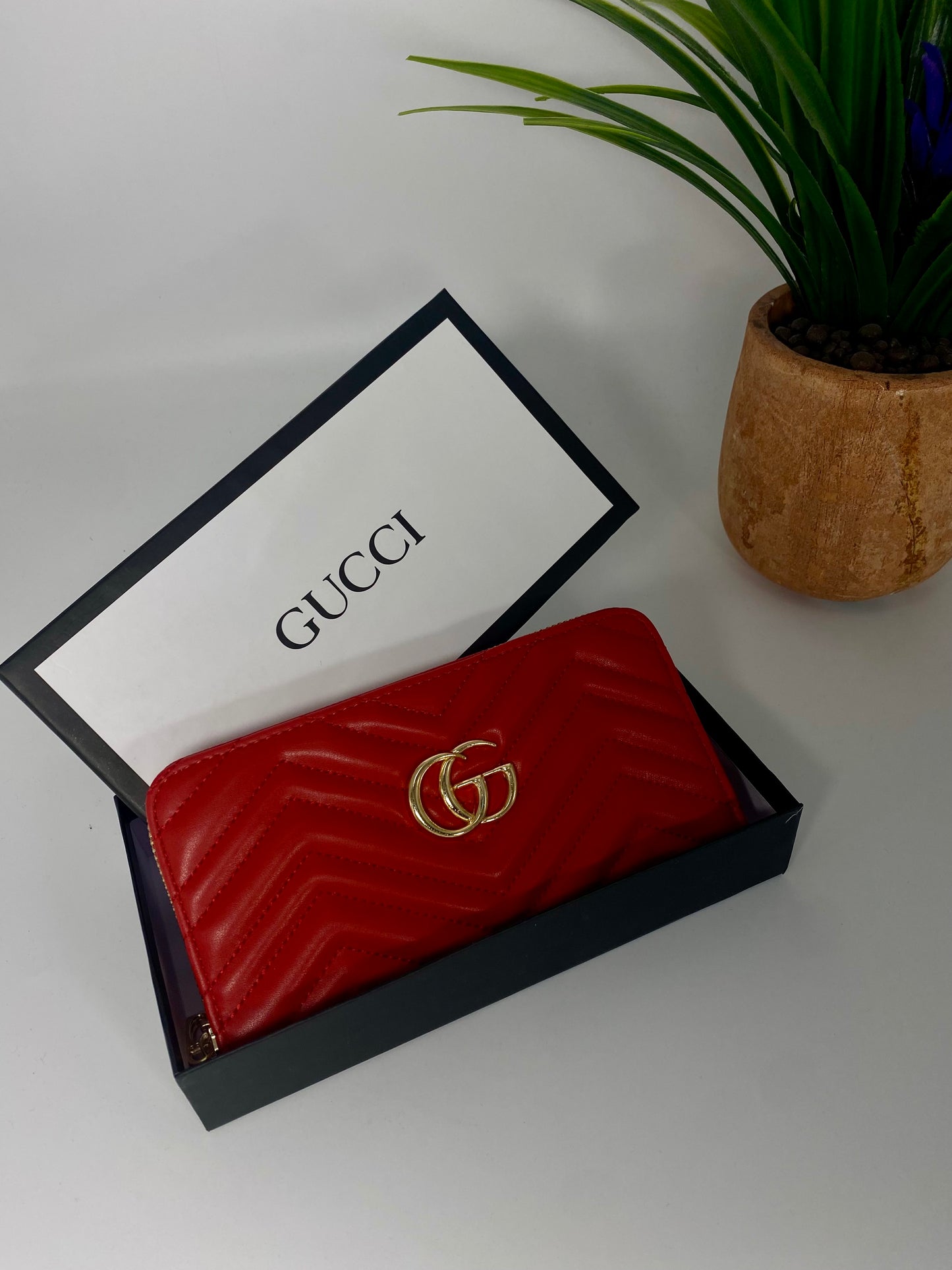 GUCCI