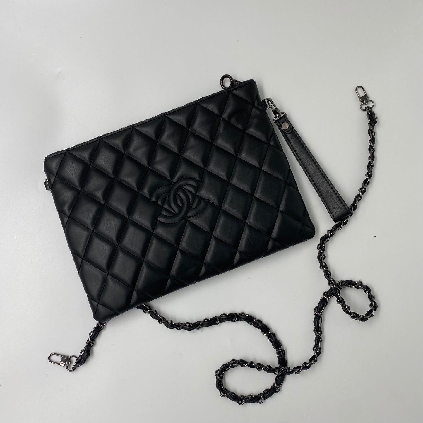 Chanel Pochet