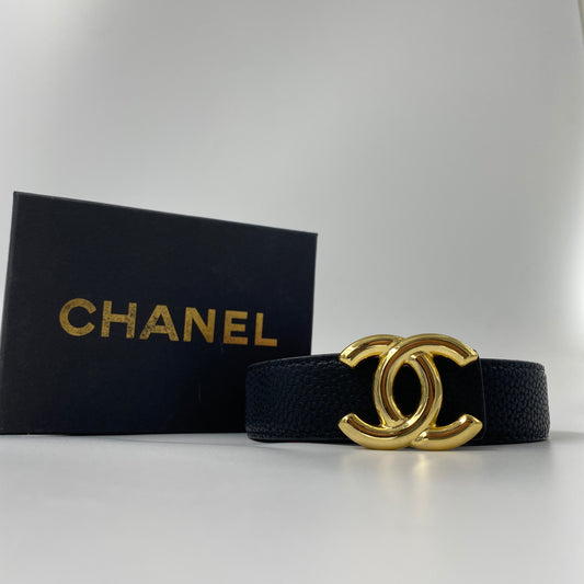 CHANEL δερμάτινη