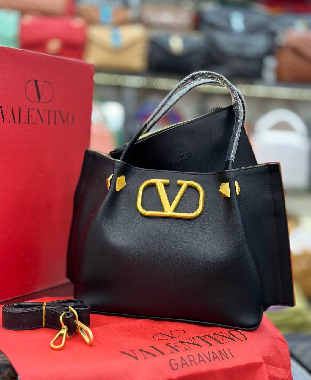 VALENTINO