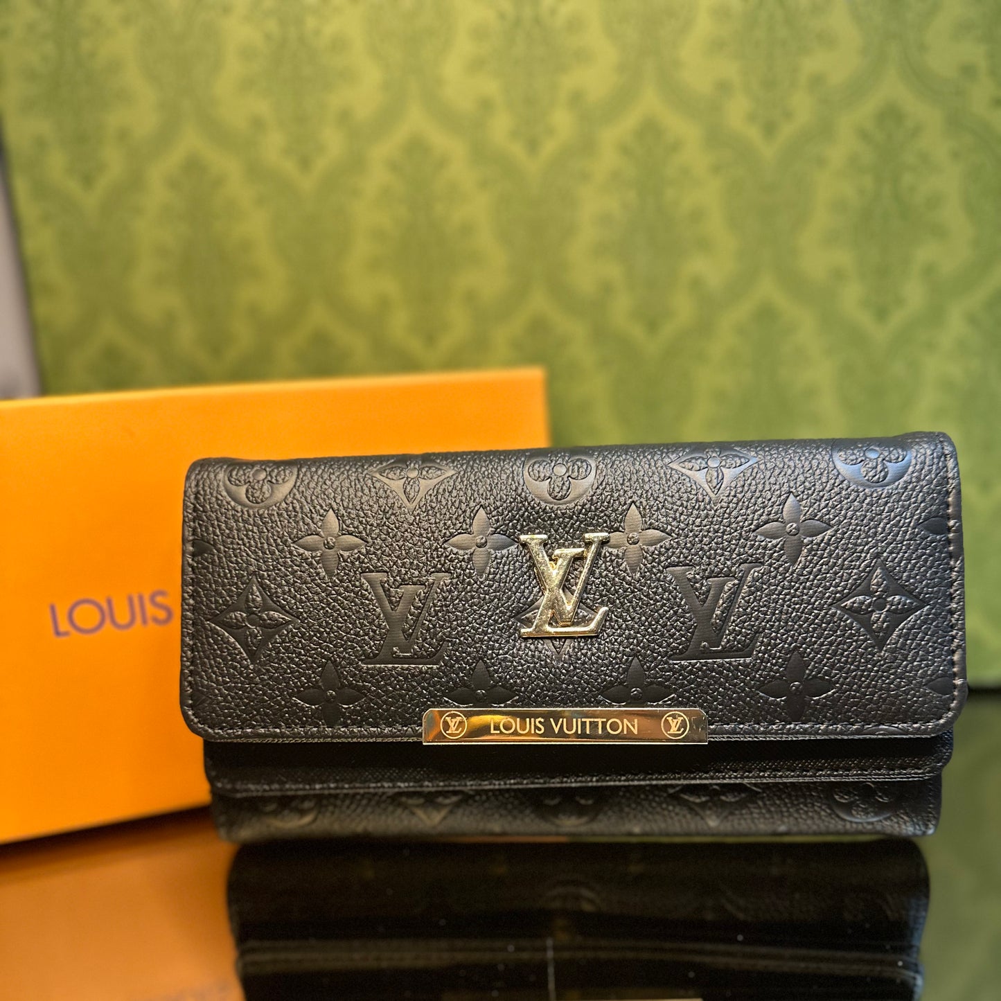 LV