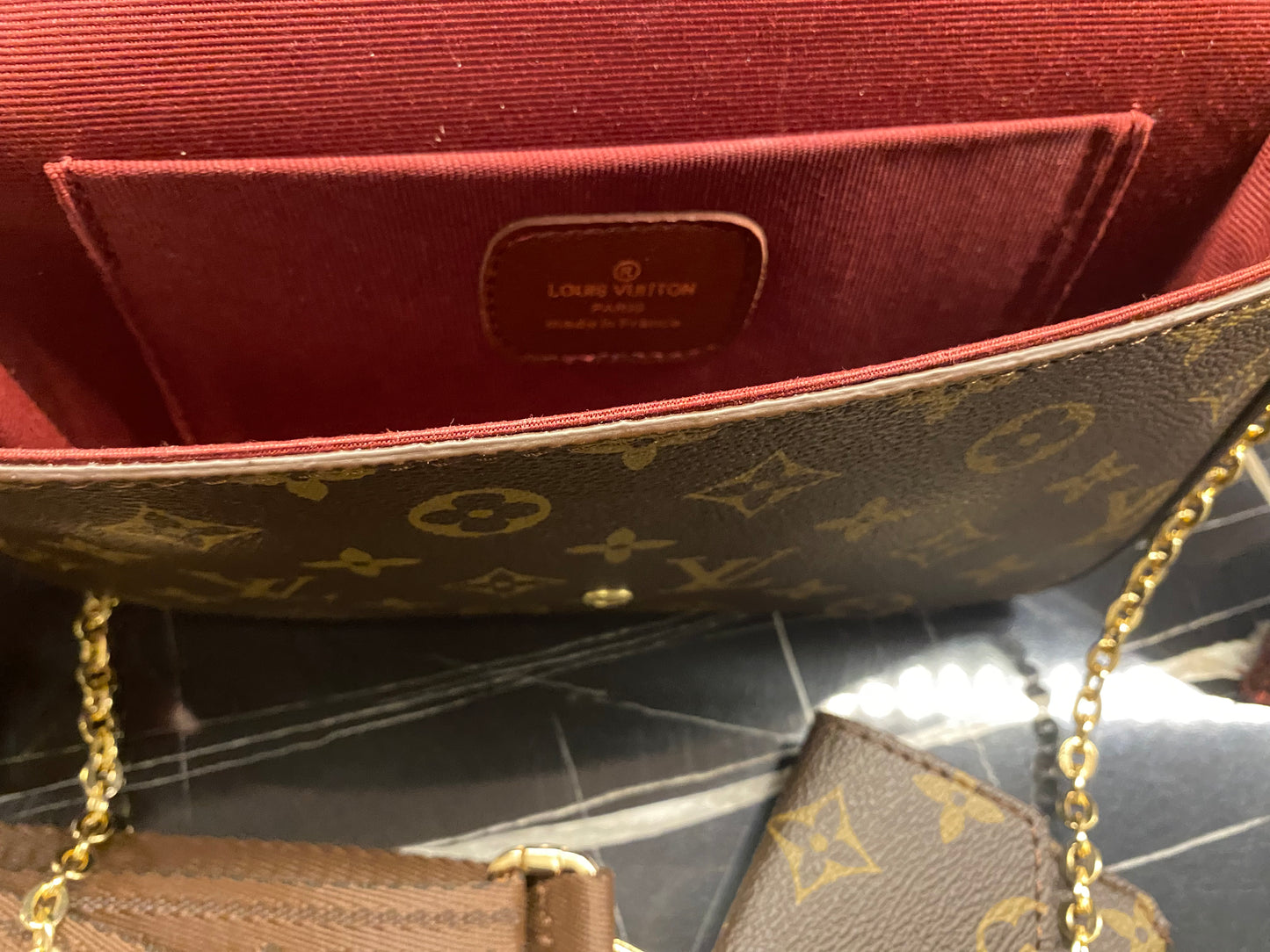 Louis Vuitton flic pochette multi