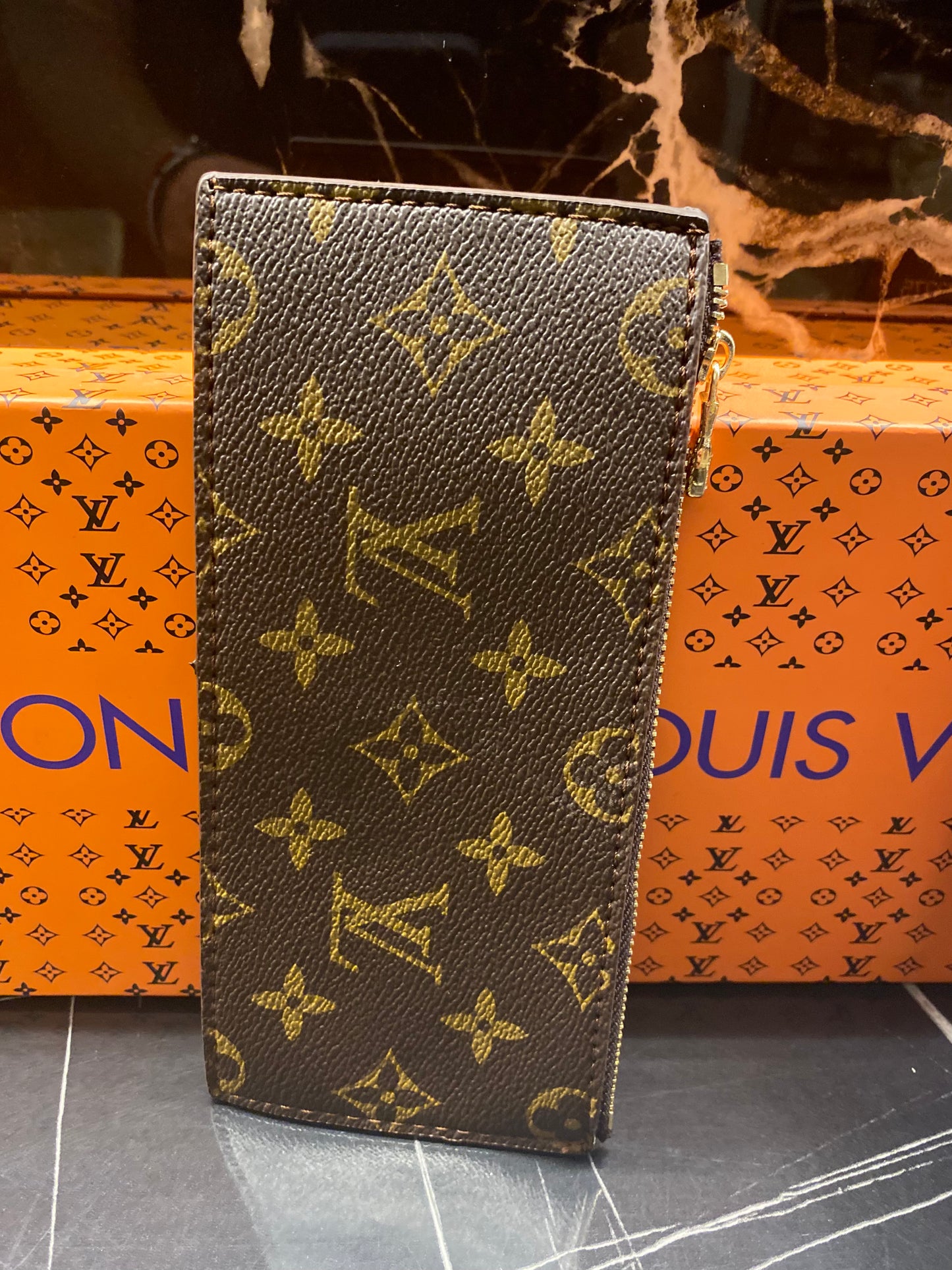 Louis Vuitton flic pochette multi