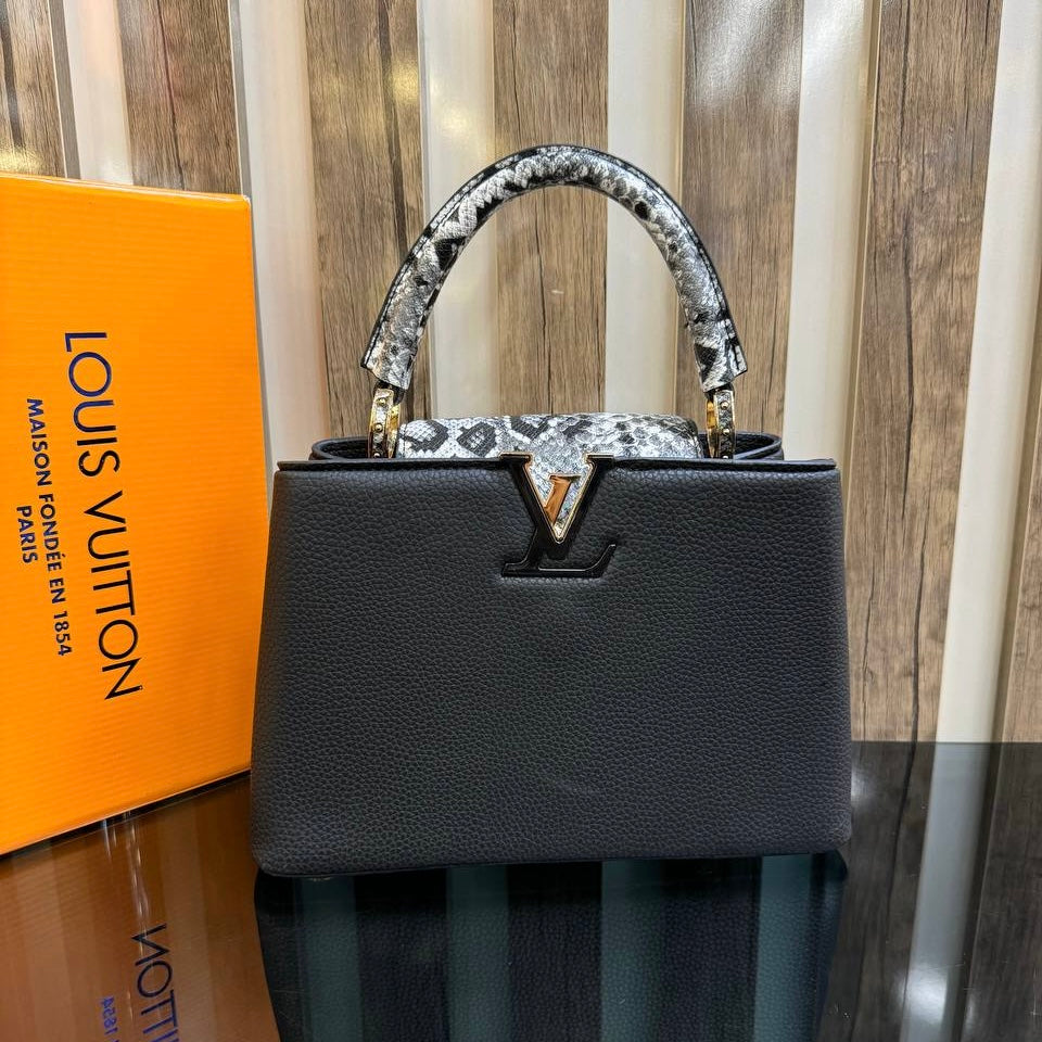 Louis Vuitton capucines