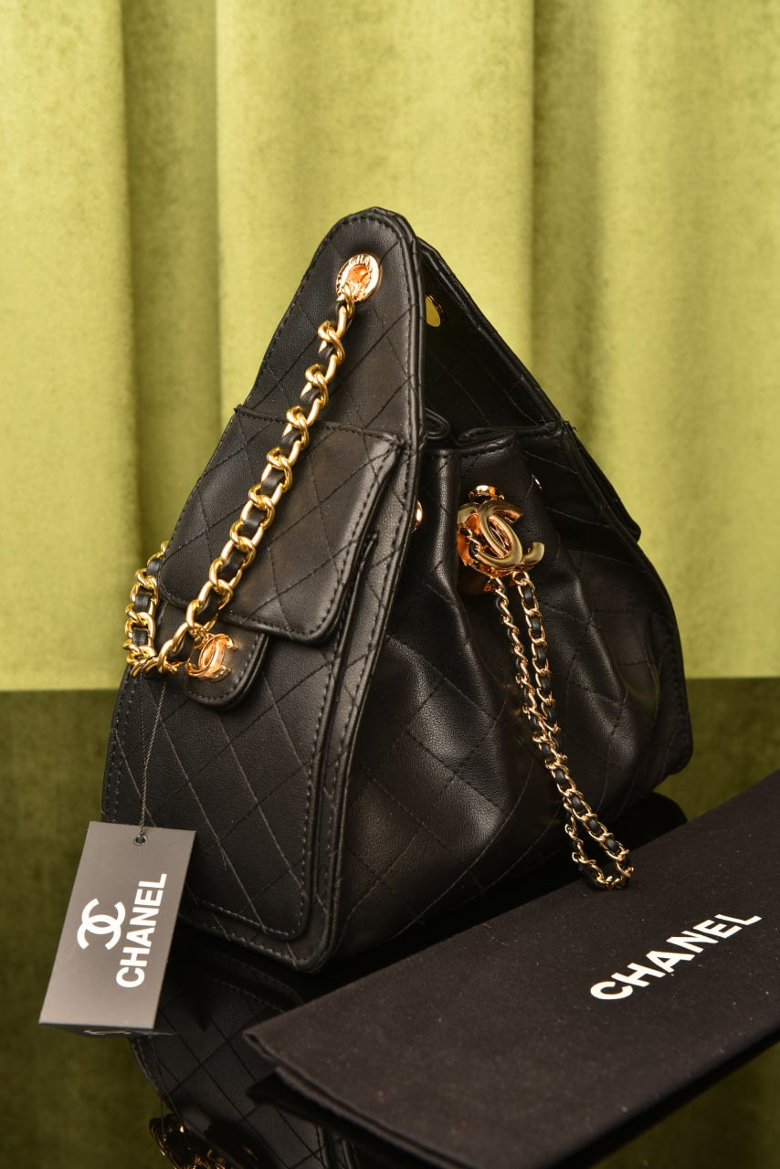 CHANEL 25 HANDBAG