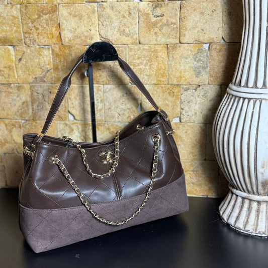 CHANEL SHOPPING BAG