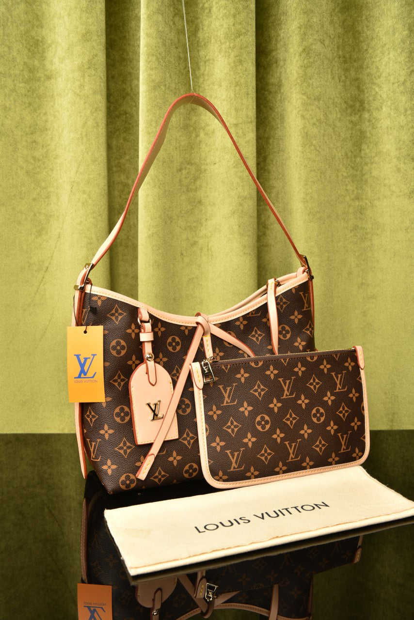 LOUIS VUITTON CARRYALL PM