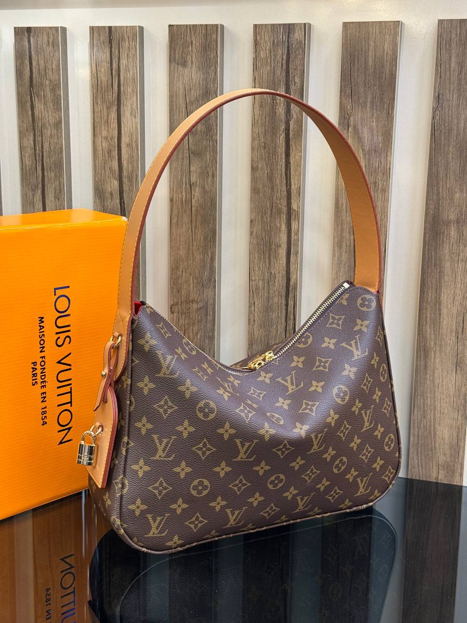 Louis Vuitton SLOUCH PM