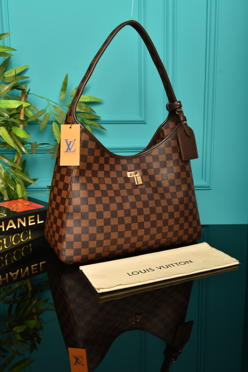 LOUIS VUITTON THE DROP GM NTAMA