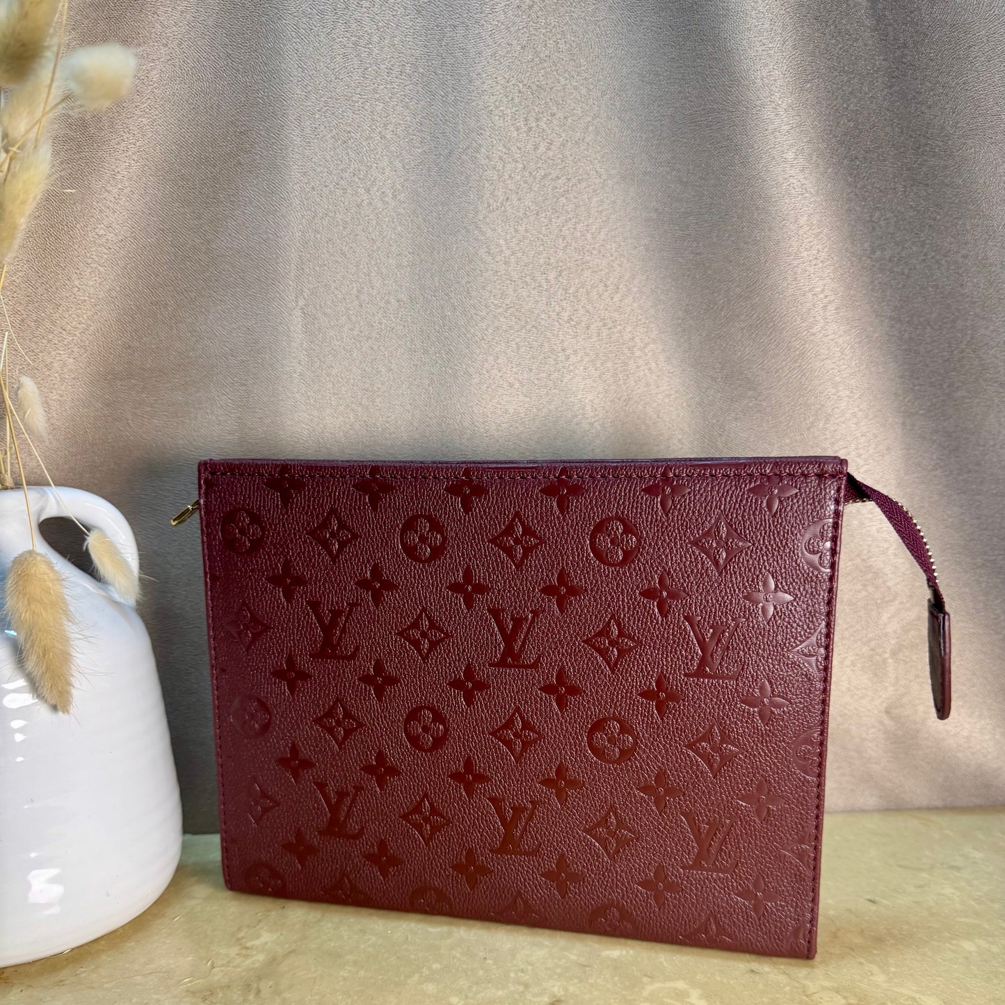 LV poche toilette NM