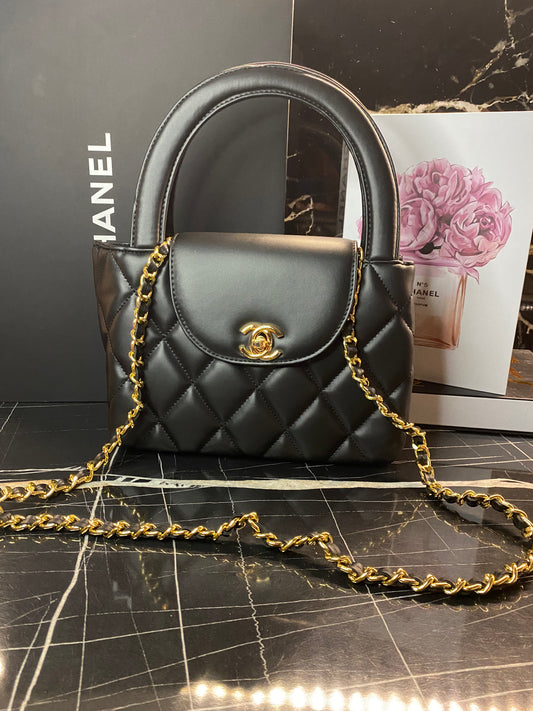 CHANEL SHOPPING medium